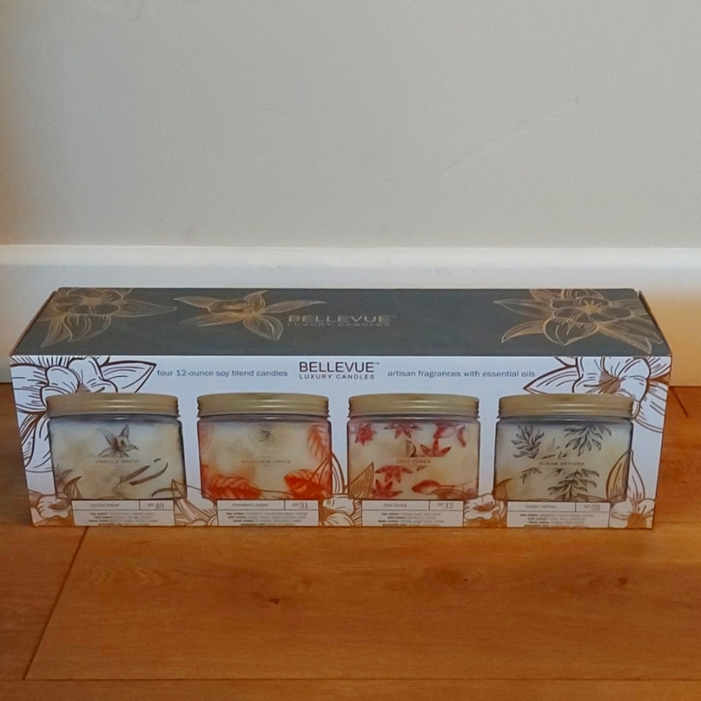 BELLEVUE Set of Four Candles - Picture 2 of 7